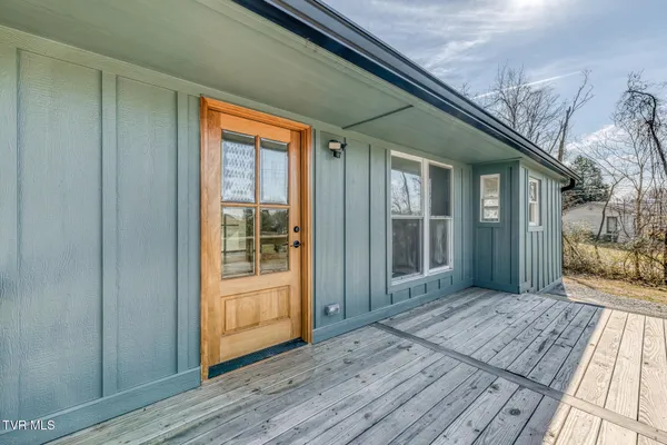 $260,000 | 438 Hartshaw Drive, Greeneville, TN 37743