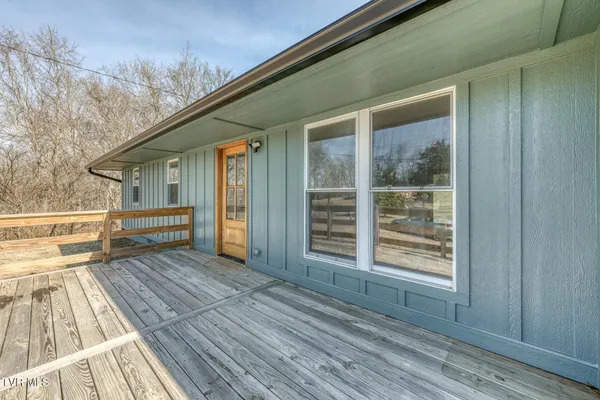 $260,000 | 438 Hartshaw Drive, Greeneville, TN 37743