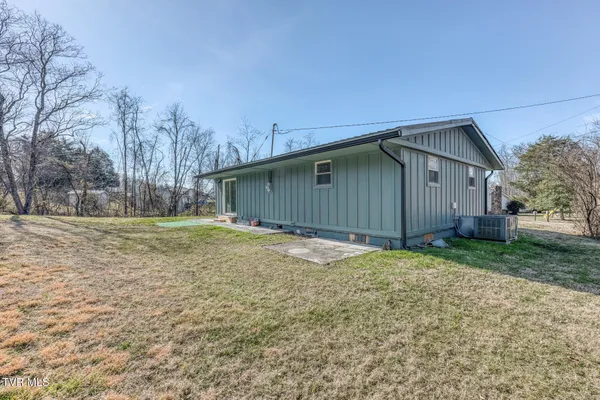 $260,000 | 438 Hartshaw Drive, Greeneville, TN 37743