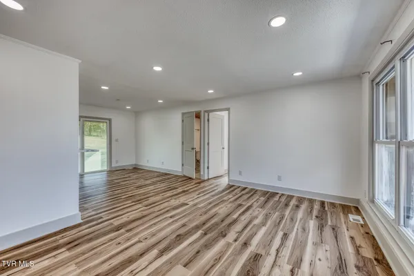 $260,000 | 438 Hartshaw Drive, Greeneville, TN 37743