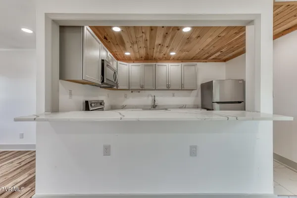 $260,000 | 438 Hartshaw Drive, Greeneville, TN 37743