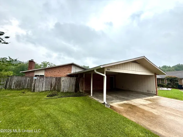 $152,000 | 105 Carrie Drive, Clinton, MS 39056