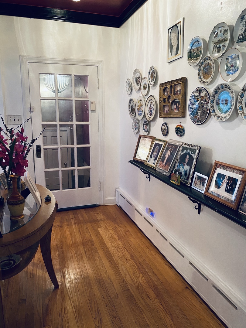 Undisclosed Address Chicago, IL 60639 - Photo 5 of 20 a view of a livingroom with furniture and toys