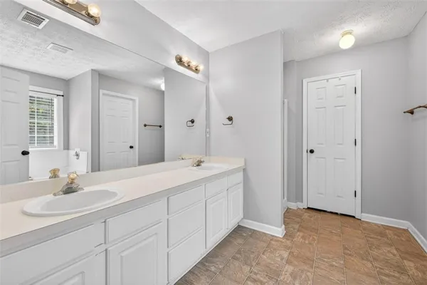$385,000 | 1209 Mystic Drive, Loganville, GA 30052