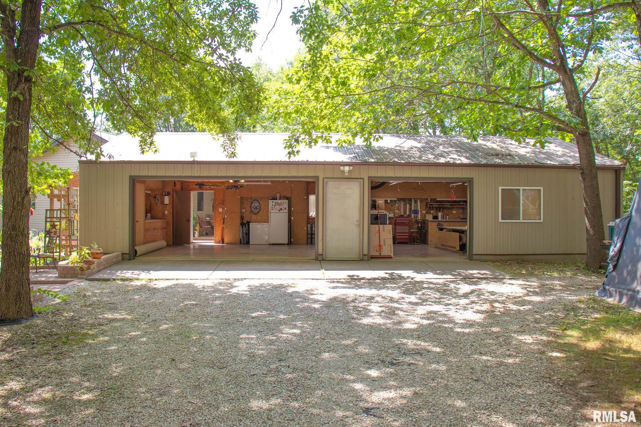 28615 Sportsman Club Road Palmyra, IL 62674 - Photo 7 of 75