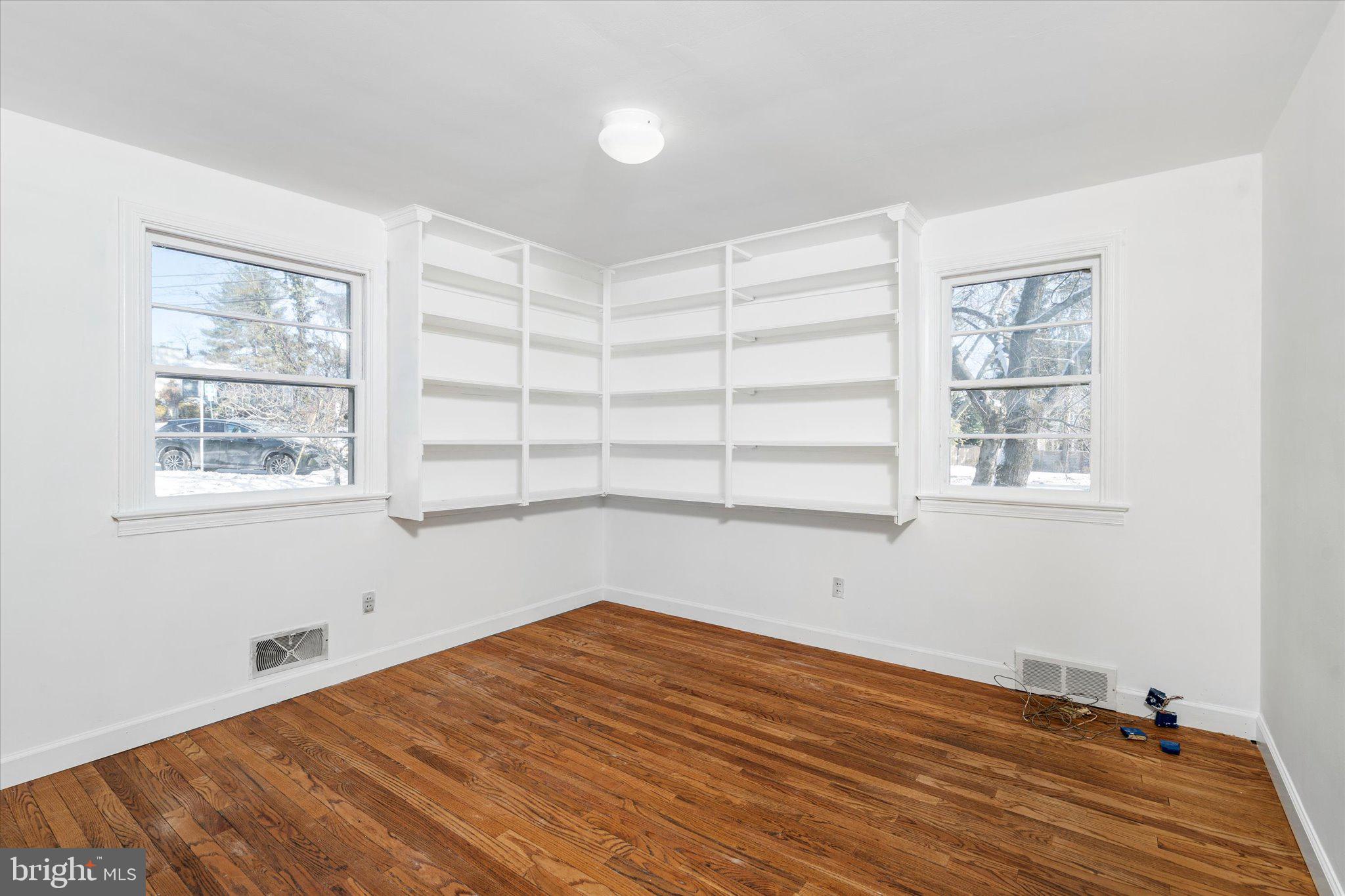 331 Hamilton Avenue Princeton, NJ 08540 - Photo 20 of 31 a view of empty room with wooden floor and fan