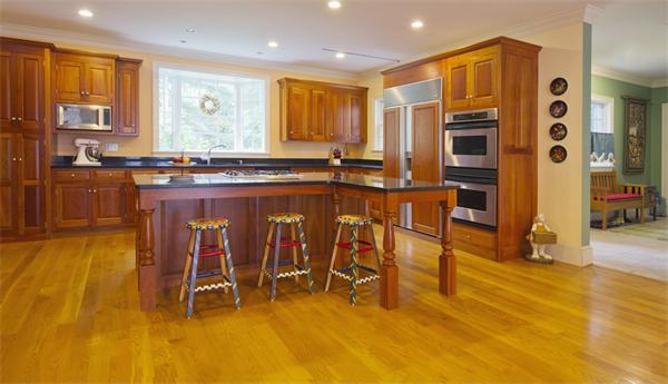 81 Beaver Road Weston, MA 02493 - Photo 7 of 19
