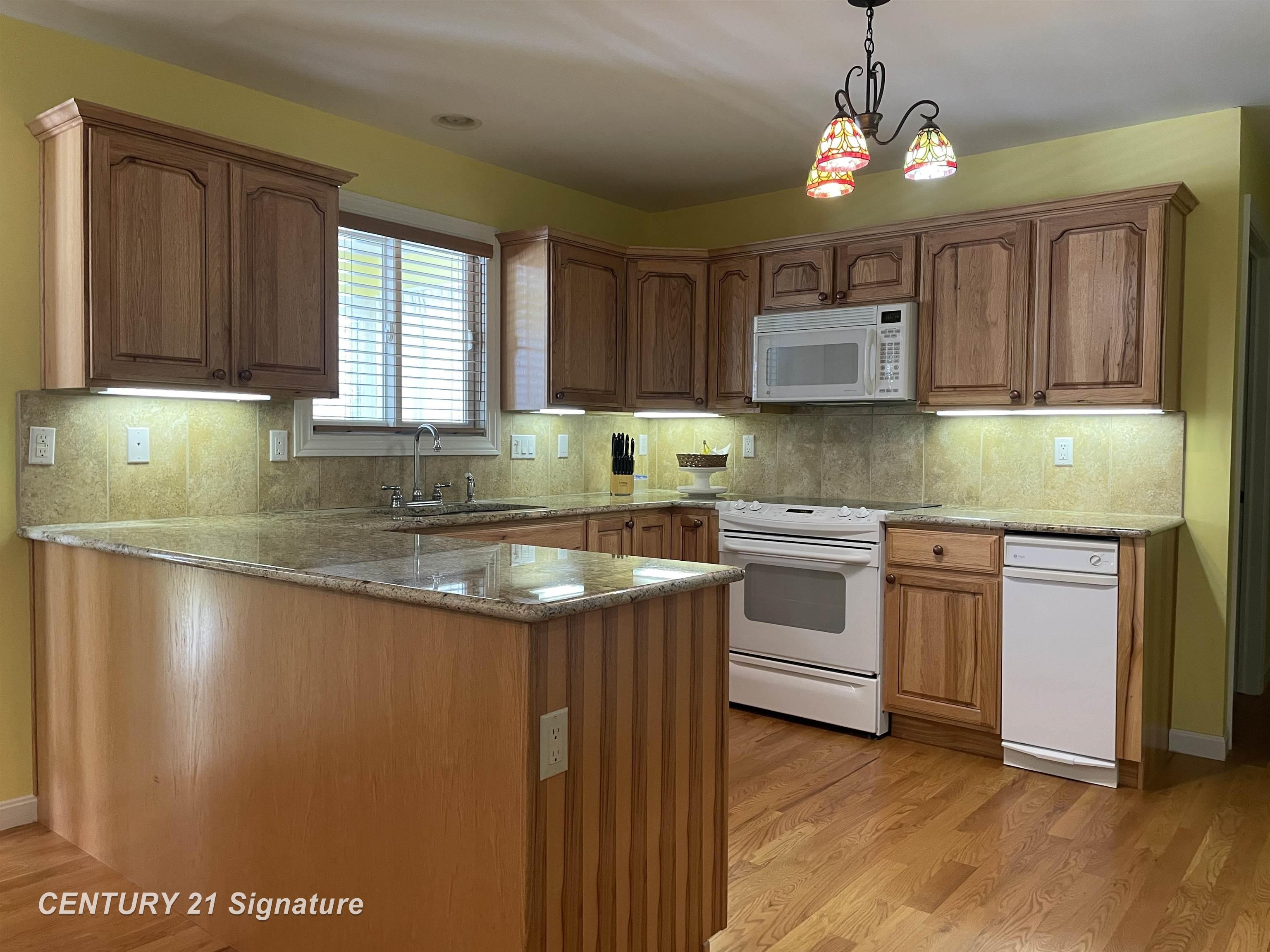 8585 North McKinley Road Flushing, MI 48433 - Photo 4 of 30 50167619-4fec8809-08c6-42ea-afc8-74eed5211e98.JPG