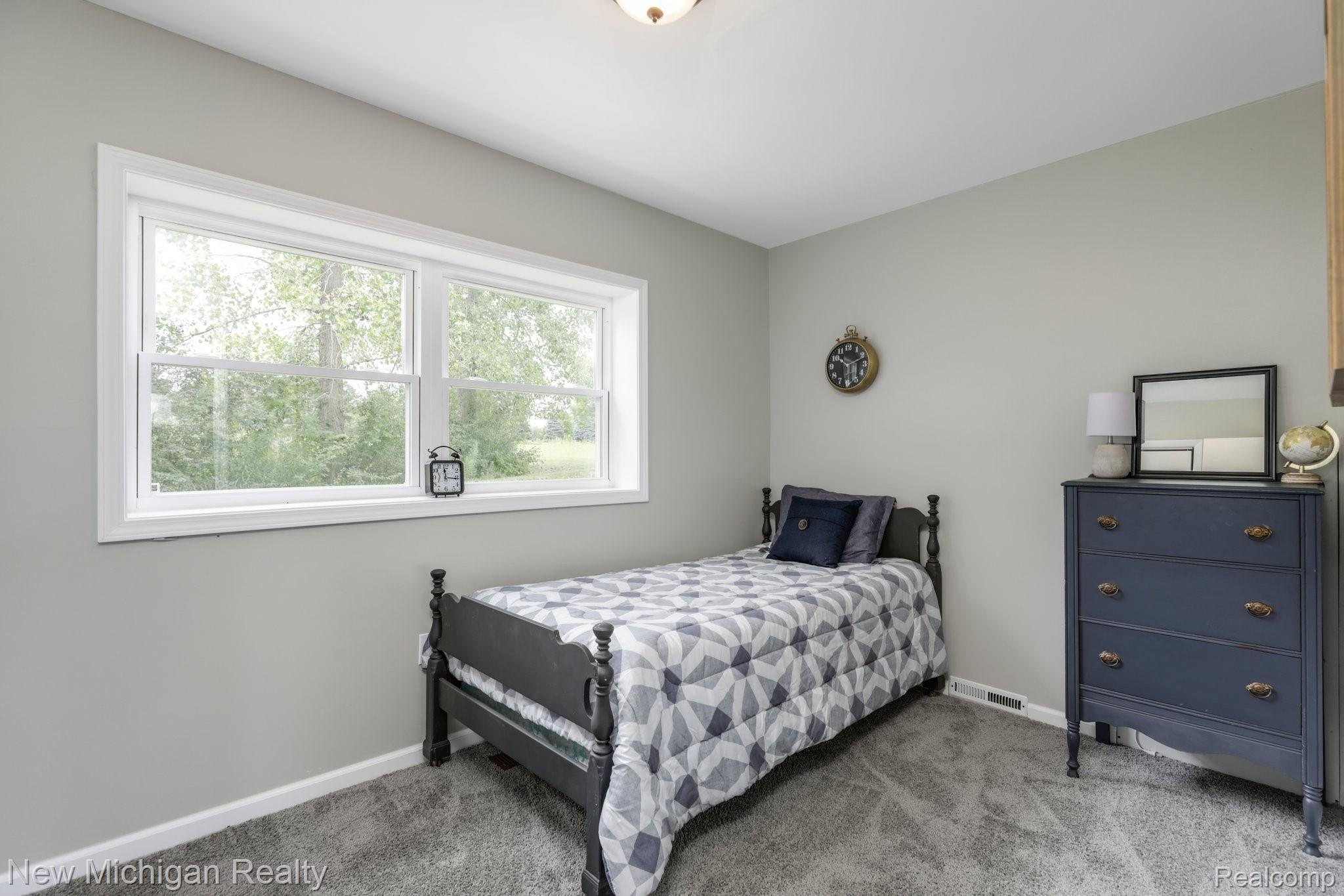 3589 North Mill Road Dryden, MI 48428 - Photo 22 of 42 9-web-or-mls-3589 North Mill Street Dryden0005.jpg