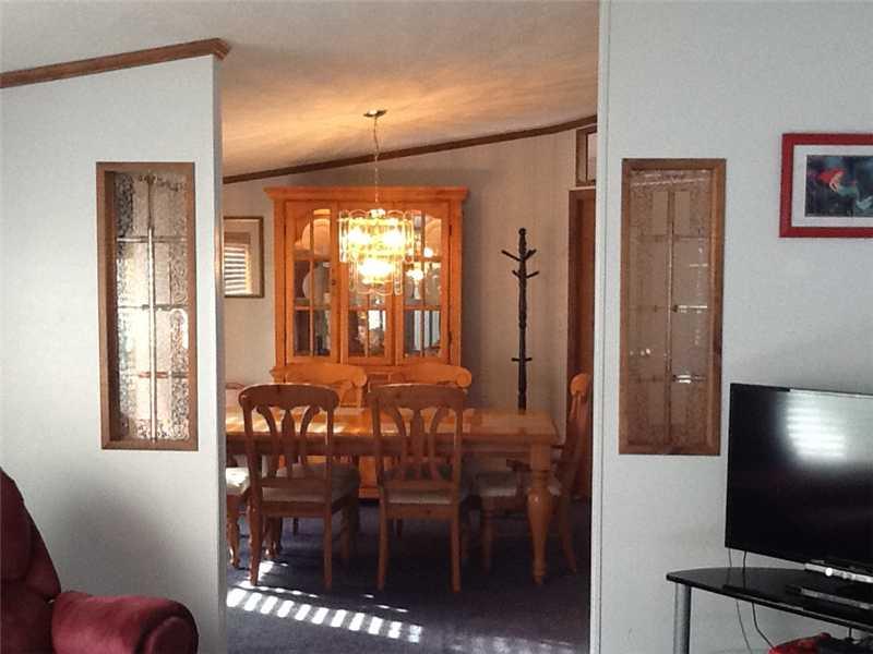 26 Riter Lane Burgettstown, PA 15021 - Photo 5 of 11 Dining Room.