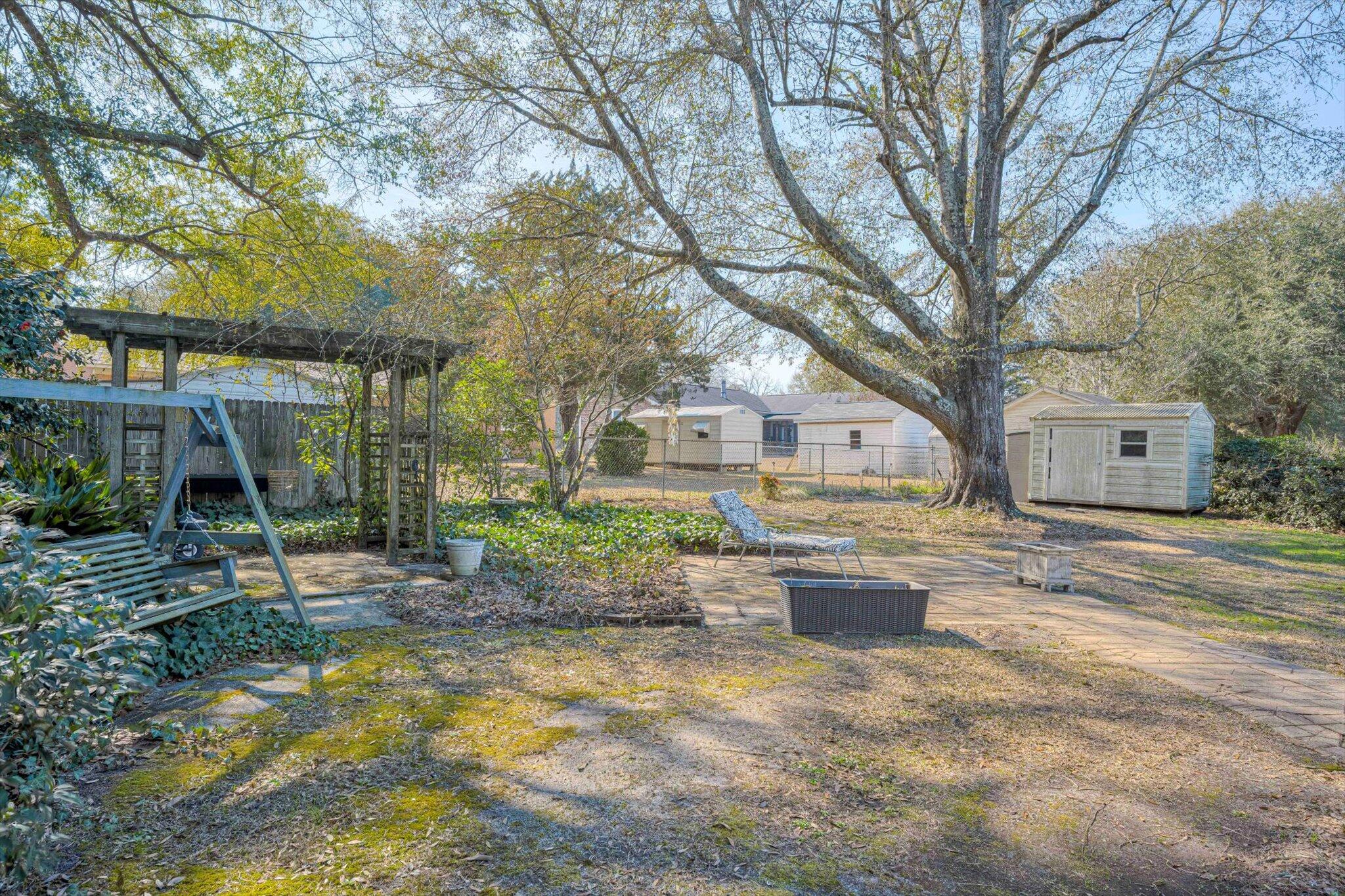 7 Donna Street Williston, SC 29853 - Photo 36 of 43