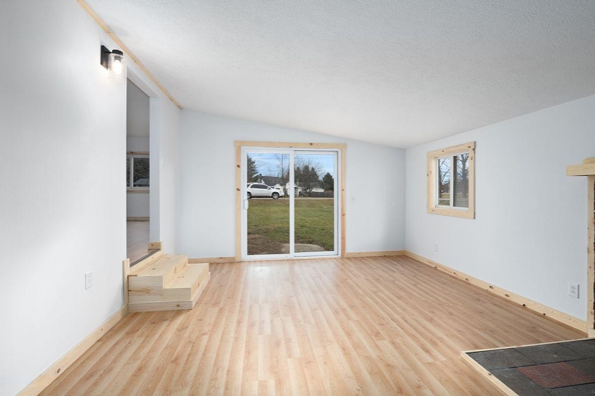 11667 Podunk Road Northeast Greenville, MI 48838 - Photo 9 of 18 EC10F2AD-27EA-43B5-B42A-7318DFBD928E