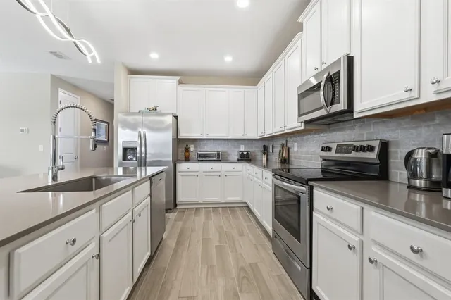 $425,500 | 4138 Clifden Drive, Ormond Beach, FL 32174