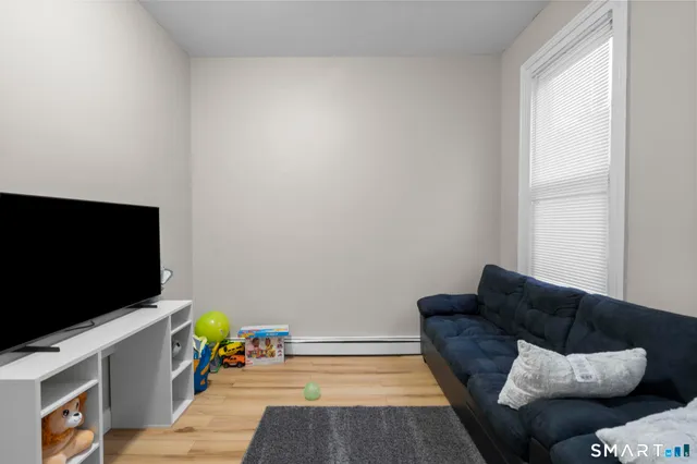 $550,000 | 39 Cliff Street, Norwich, CT 06360