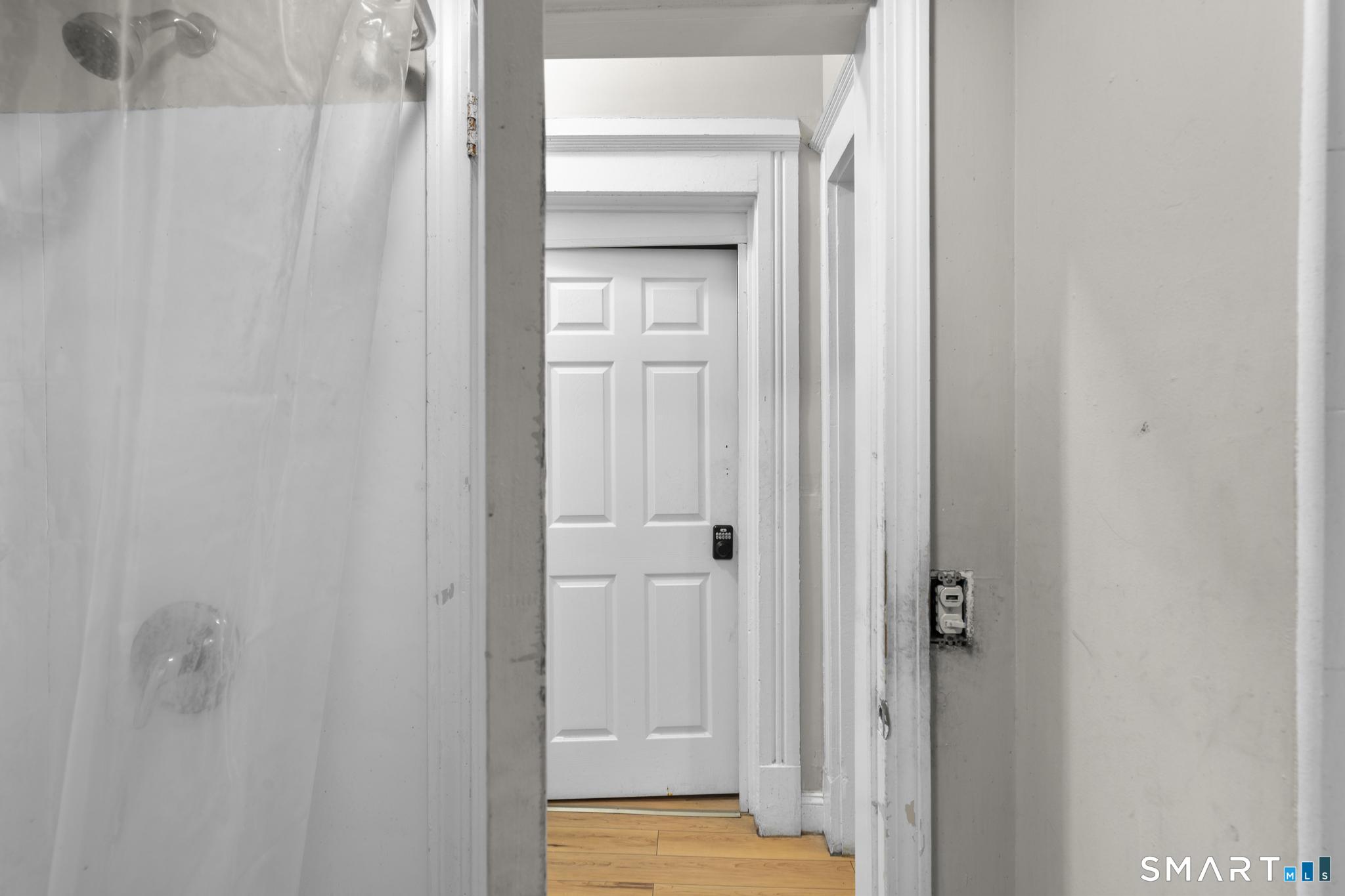 39 Cliff Street Norwich, CT 06360 - Photo 20 of 38