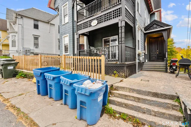 $550,000 | 39 Cliff Street, Norwich, CT 06360