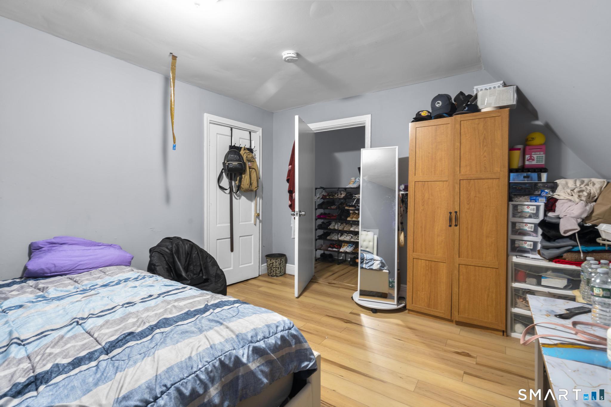 39 Cliff Street Norwich, CT 06360 - Photo 24 of 38