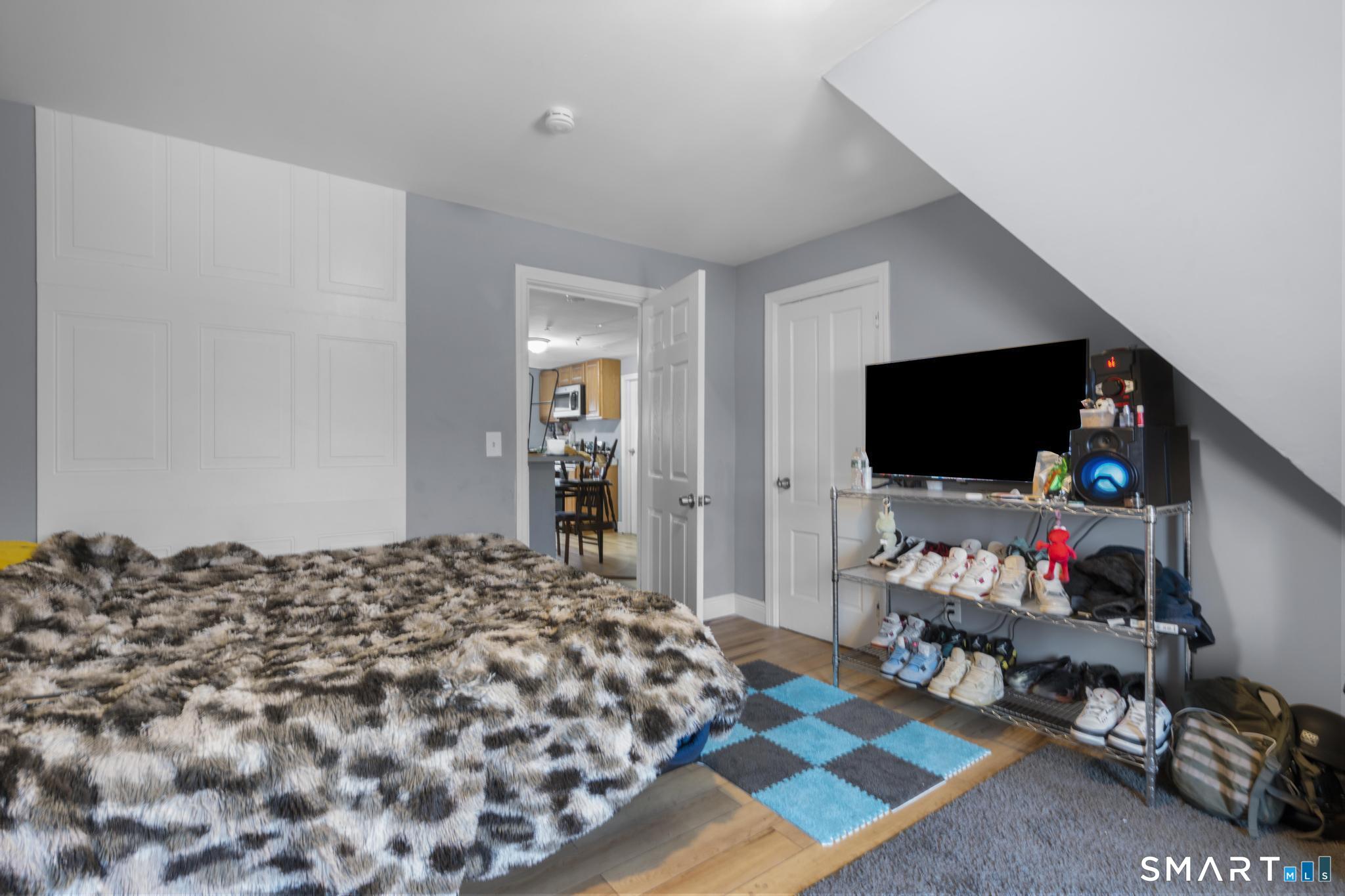 39 Cliff Street Norwich, CT 06360 - Photo 35 of 38