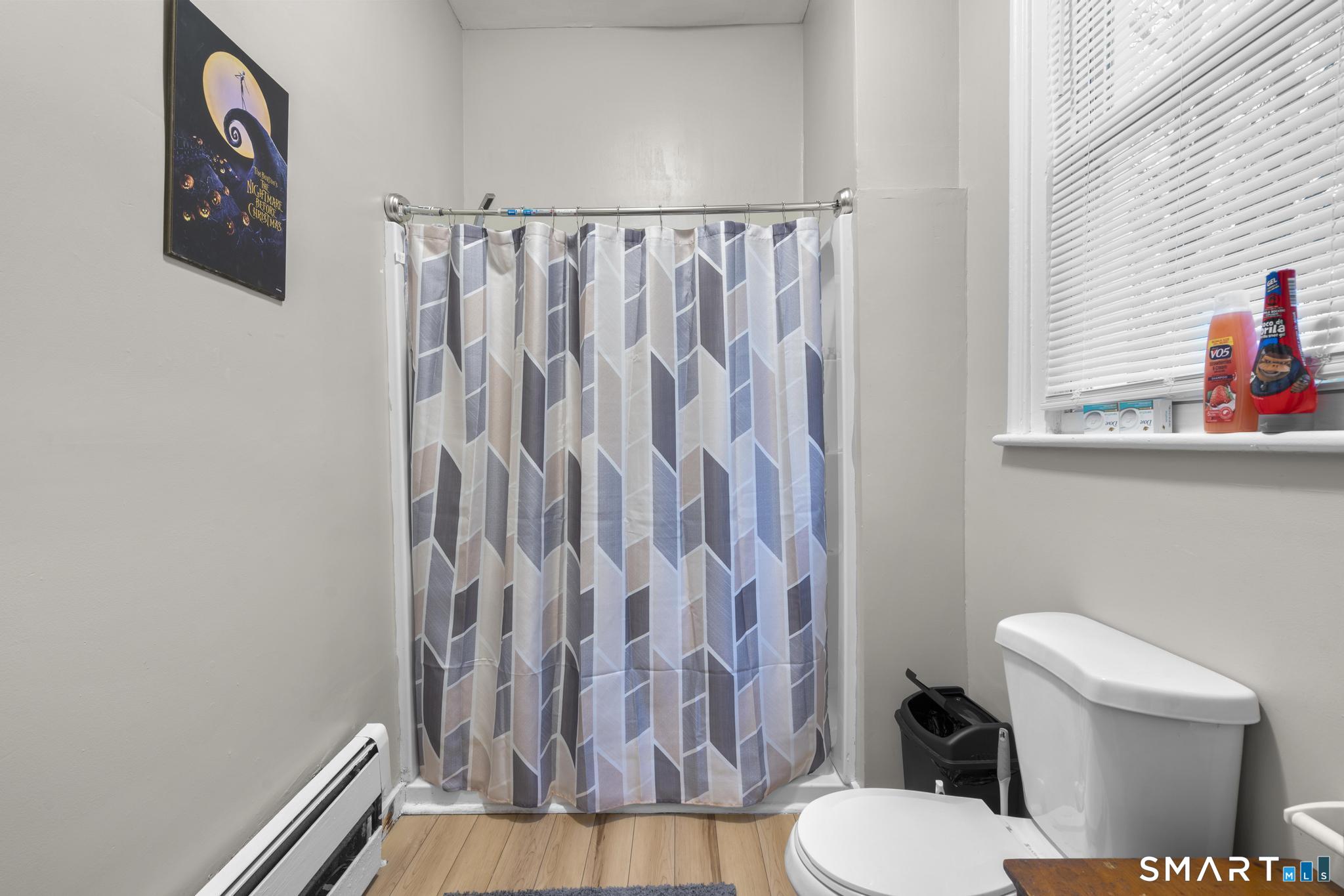 39 Cliff Street Norwich, CT 06360 - Photo 9 of 38