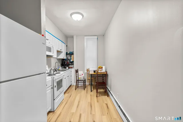 $550,000 | 39 Cliff Street, Norwich, CT 06360