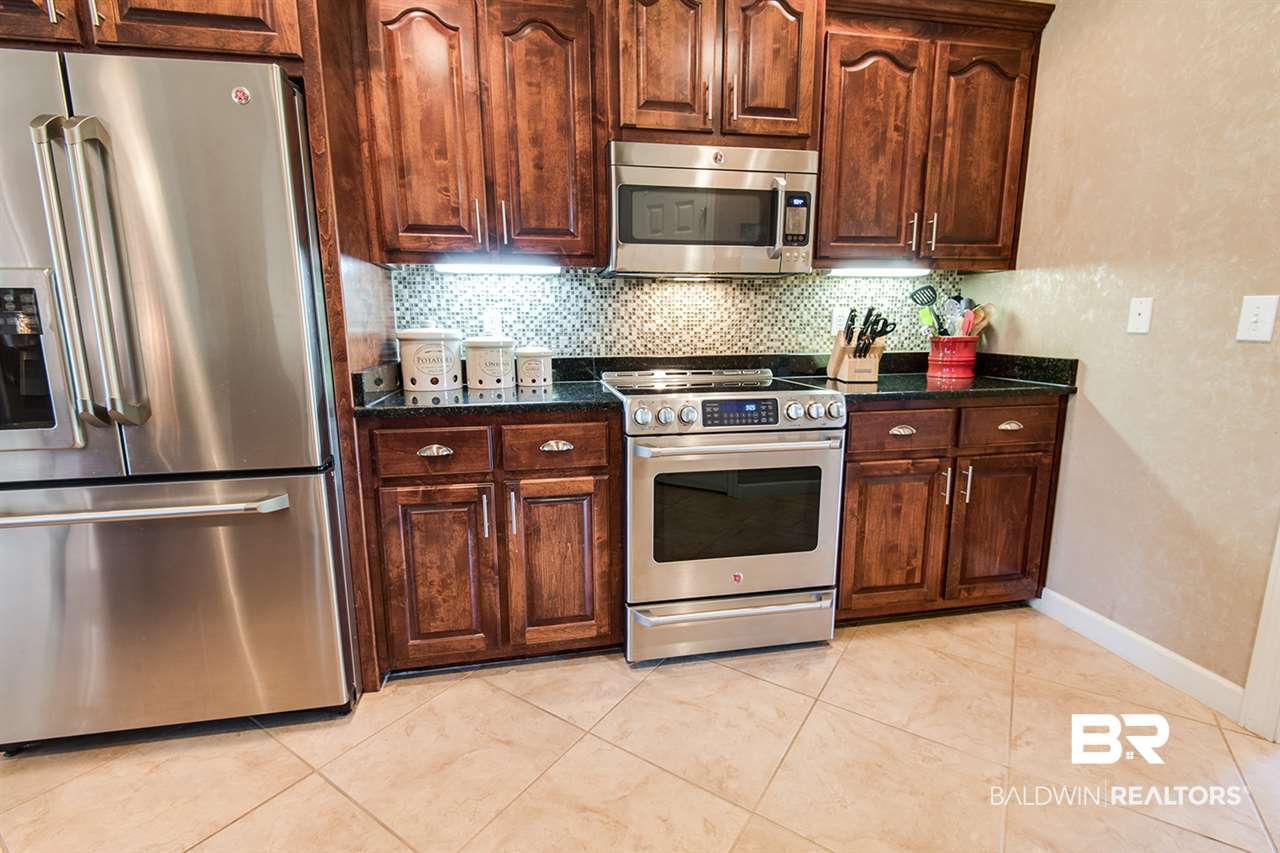 24772 Bosbyshell Avenue Daphne, AL 36526 - Photo 8 of 37