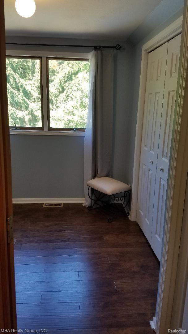 14371 Grafton Road Carleton, MI 48117 - Photo 67 of 81 Grafton Bedrm 2 floors.jpg