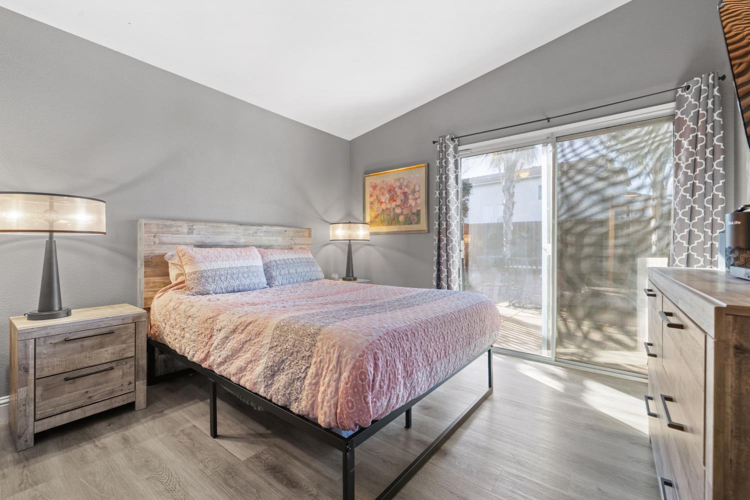 8068 Halkeep Way Sacramento, CA 95823 - Photo 16 of 27