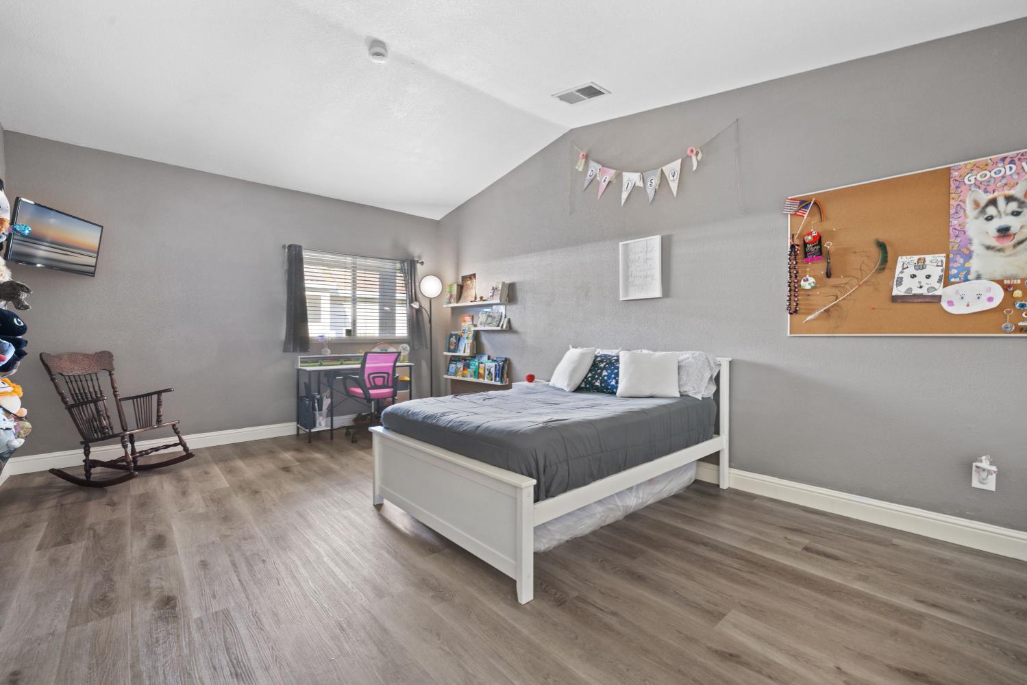 8068 Halkeep Way Sacramento, CA 95823 - Photo 21 of 27