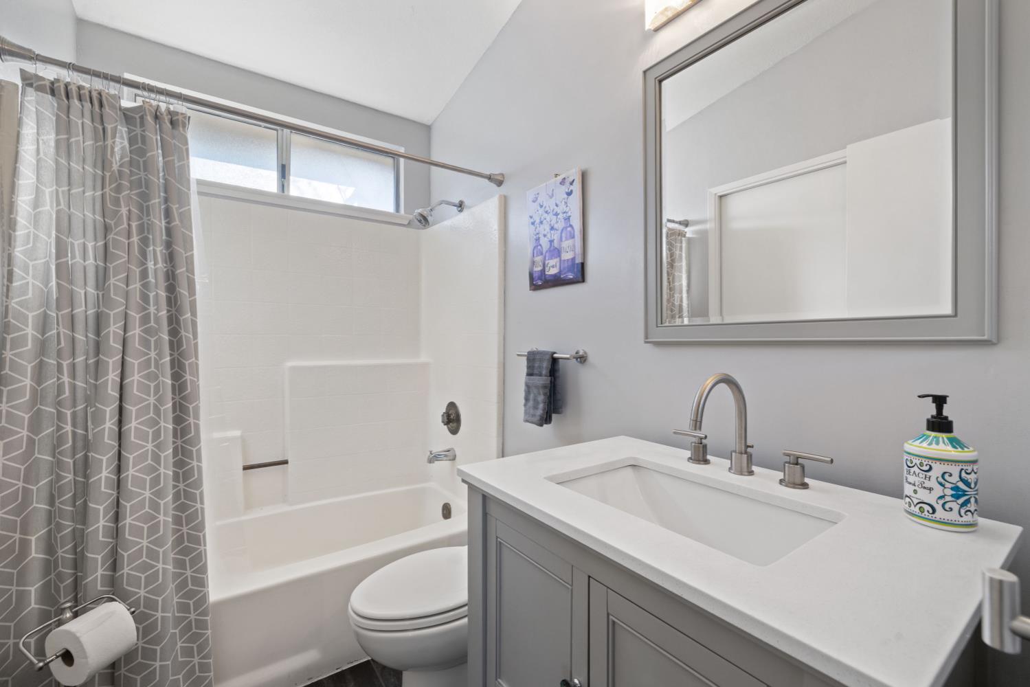 8068 Halkeep Way Sacramento, CA 95823 - Photo 22 of 27