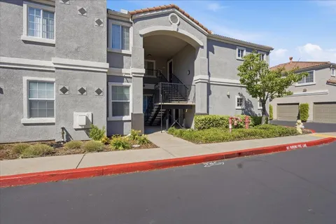 $360,000 | 885 Halidon Way, Unit 522, Folsom, CA 95630