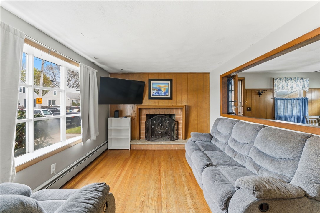 5 Poirier Street Pawtucket, RI 02861 - Photo 4 of 14