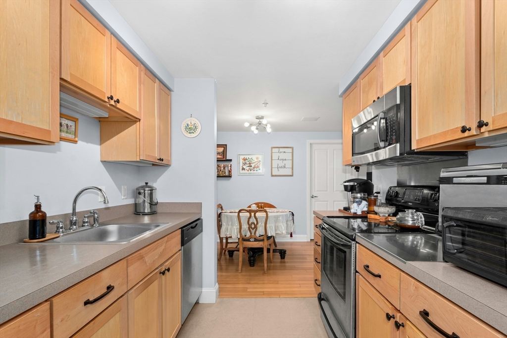 23 Creighton Street, Unit 2 Boston, MA 02130 - Photo 5 of 11