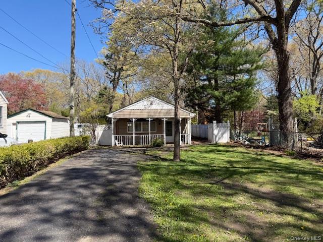 125 Wood Road Centereach, NY 11720 - Photo 7 of 36