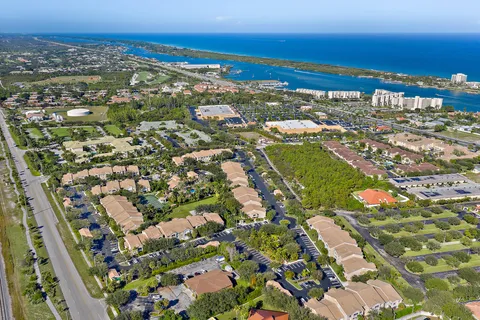 $325,000 | 260 Village Boulevard, Unit 5204, Tequesta, FL 33469