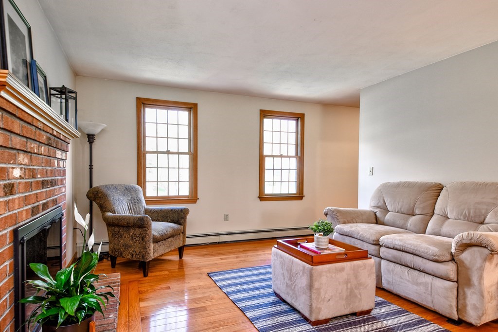 63 Westcott Road Hopedale, MA 01747 - Photo 12 of 20 Gallery Image 12