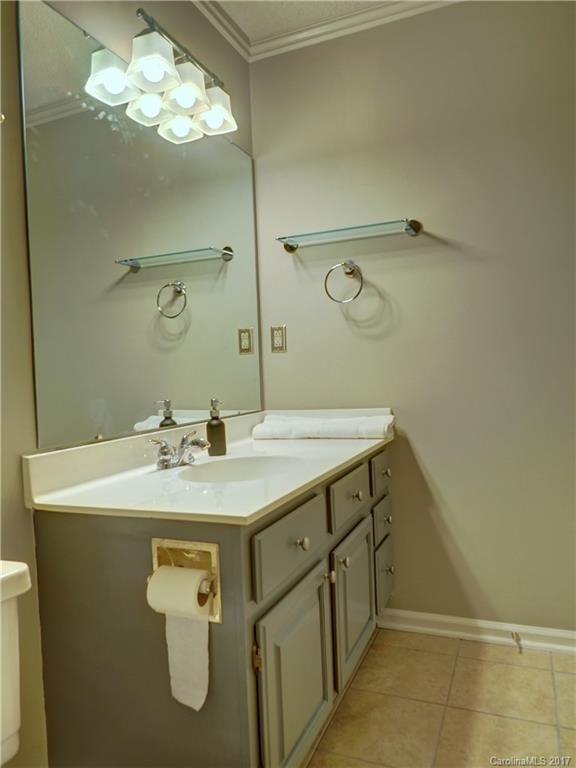 5011 Sharon Road, Unit J Charlotte, NC 28210 - Photo 15 of 15