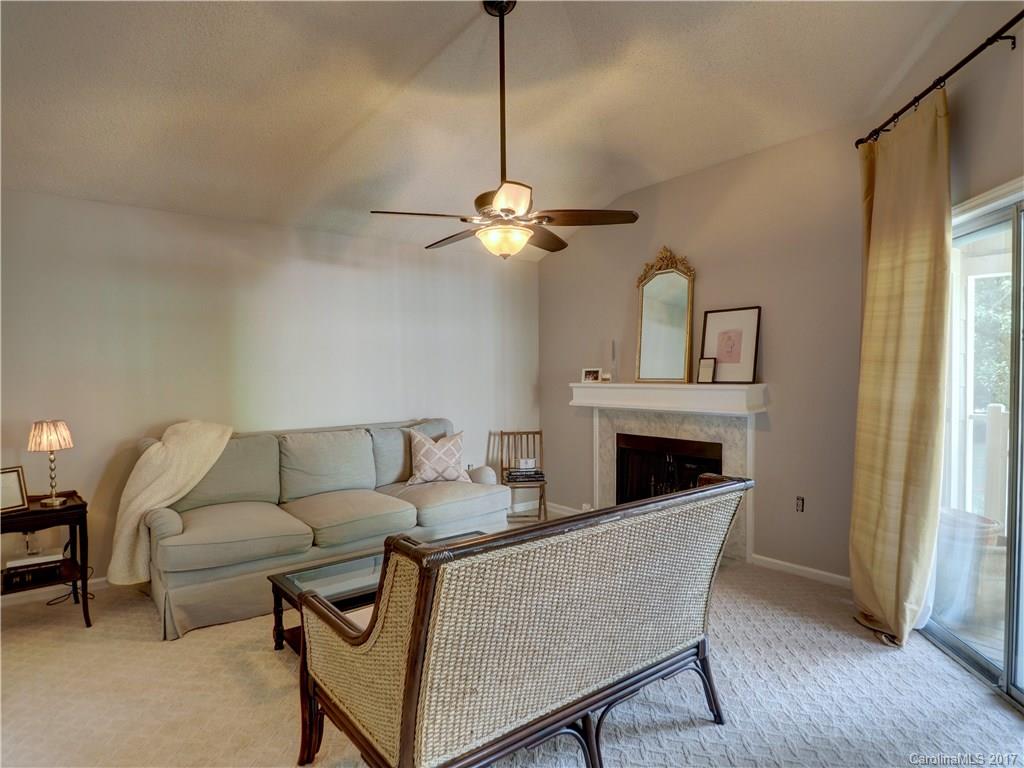 5011 Sharon Road, Unit J Charlotte, NC 28210 - Photo 5 of 15