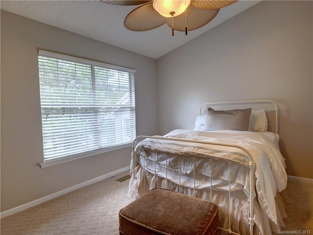 5011 Sharon Road, Unit J Charlotte, NC 28210 - Photo 10 of 15