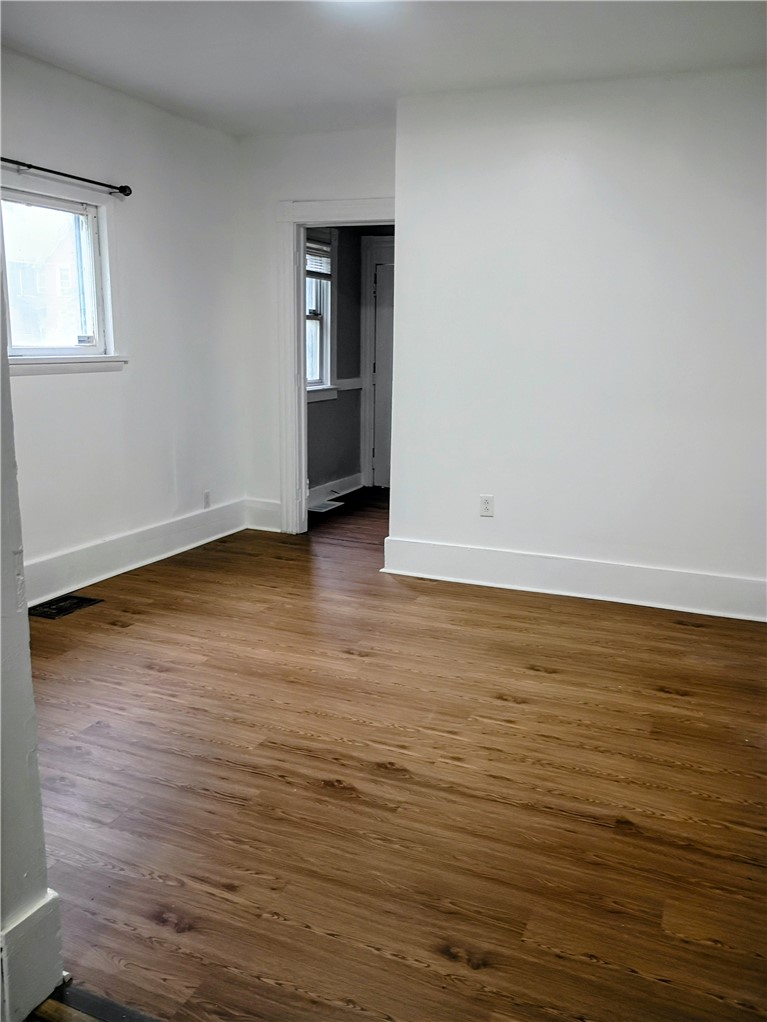 331 Garson Avenue Rochester, NY 14609 - Photo 6 of 23