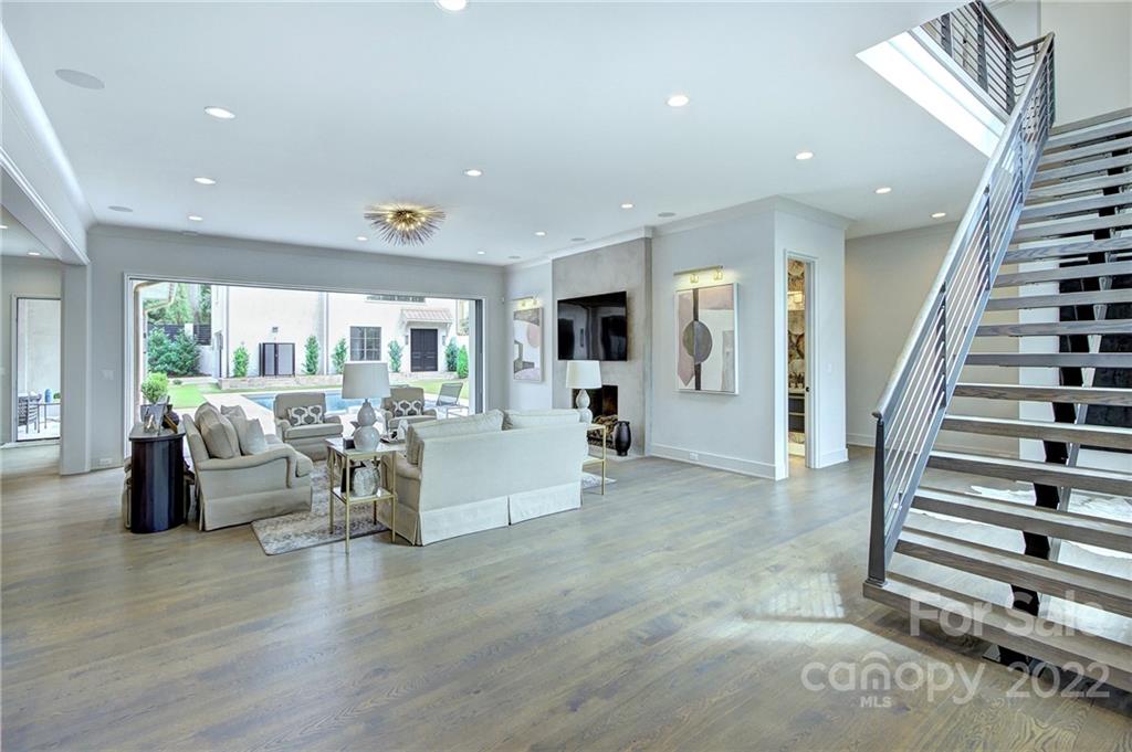 2027 Ferncliff Road Charlotte, NC 28211 - Photo 12 of 46
