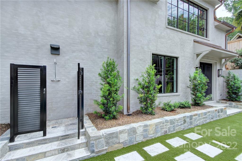 2027 Ferncliff Road Charlotte, NC 28211 - Photo 27 of 46