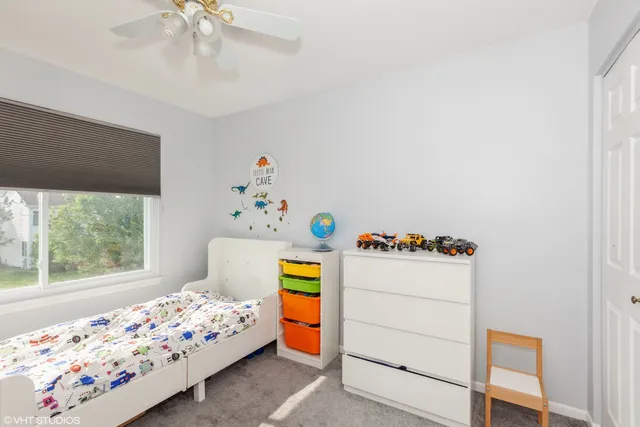 $3,500 | 724 Wildflower Circle, Naperville, IL 60540