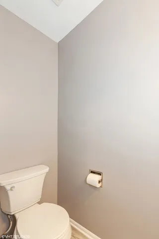 $3,500 | 724 Wildflower Circle, Naperville, IL 60540