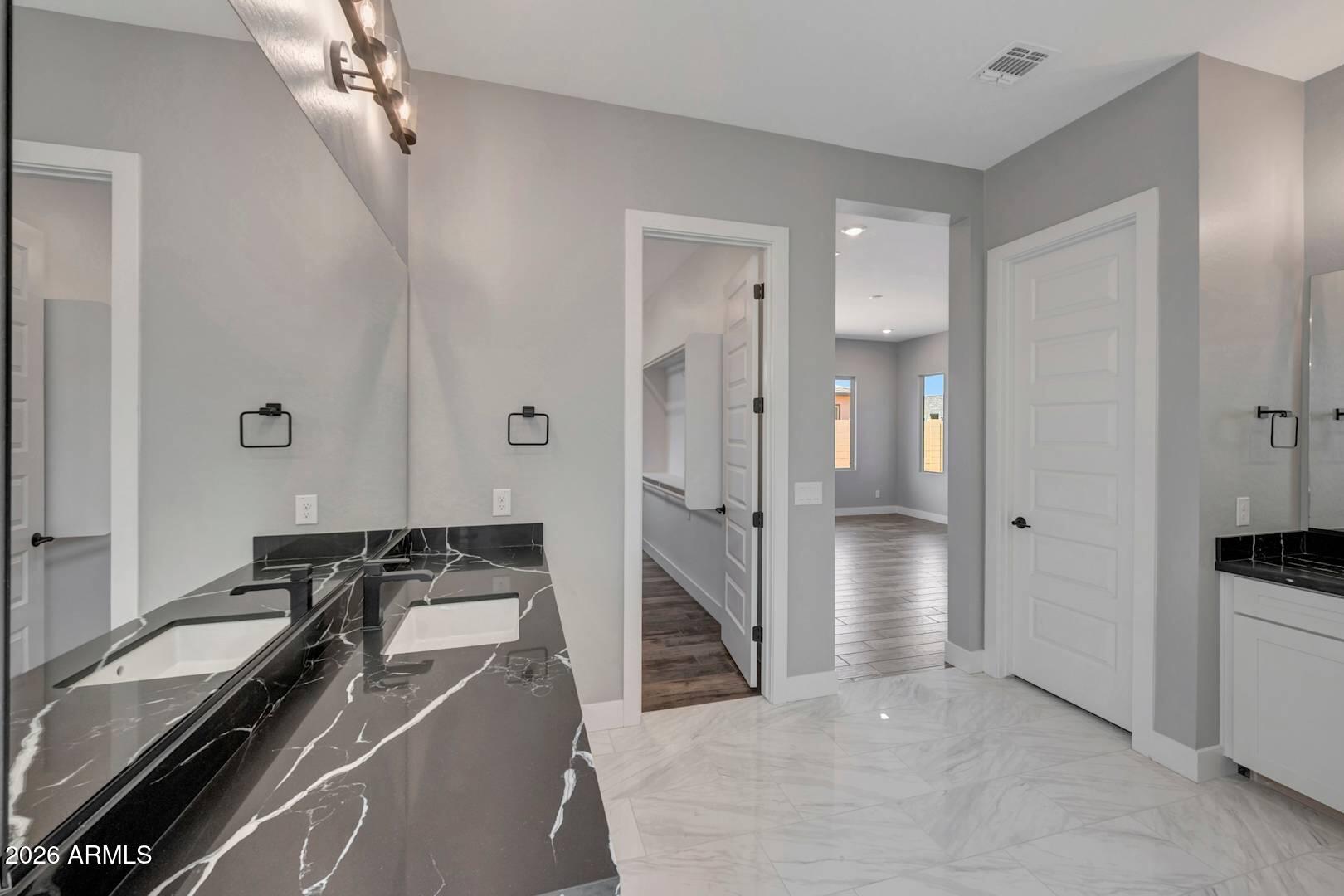 698 Ridge Road Apache Junction, AZ 85120 - Photo 15 of 34 AZ_BlossomRock_Mojave_HS-528_698-WRIDGER