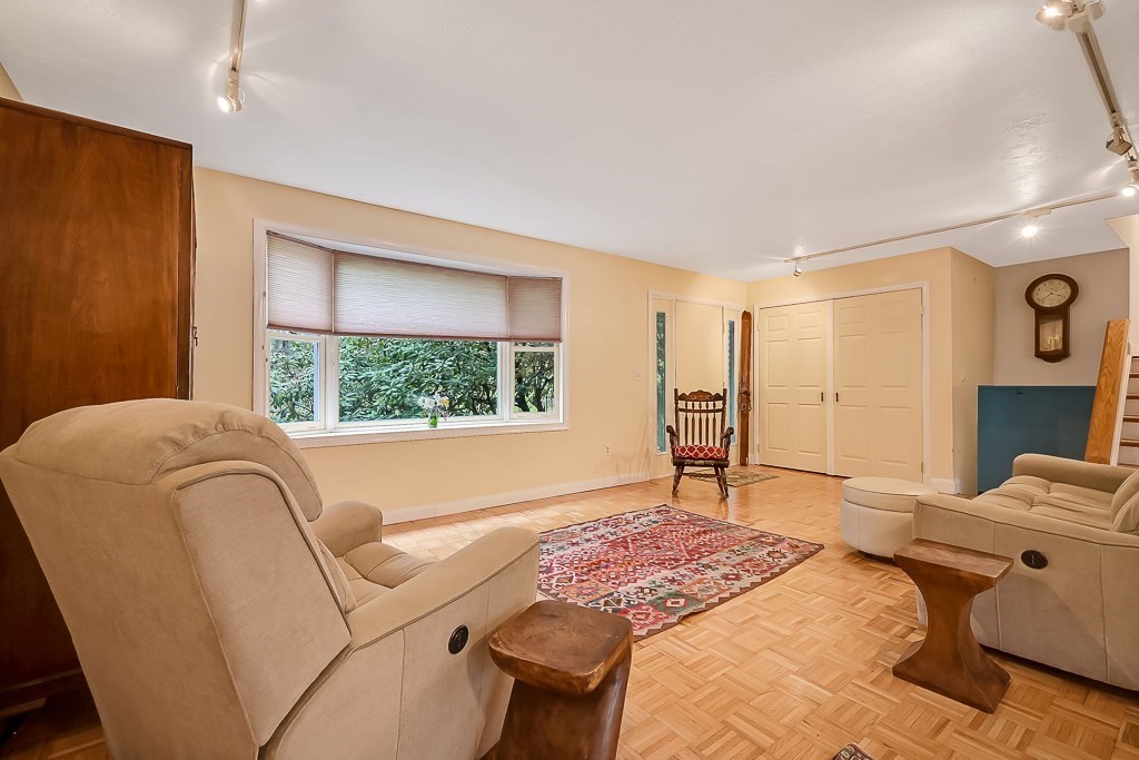 142 Stiles Road Boylston, MA 01505 - Photo 6 of 36 Gallery Image 6