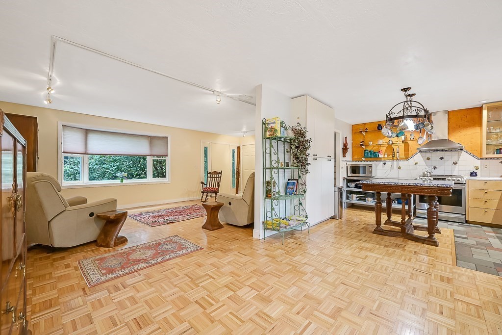 142 Stiles Road Boylston, MA 01505 - Photo 8 of 36 Gallery Image 8