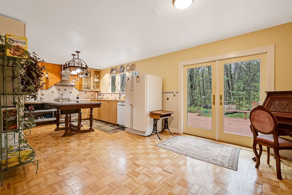 142 Stiles Road Boylston, MA 01505 - Photo 10 of 36 Gallery Image 10