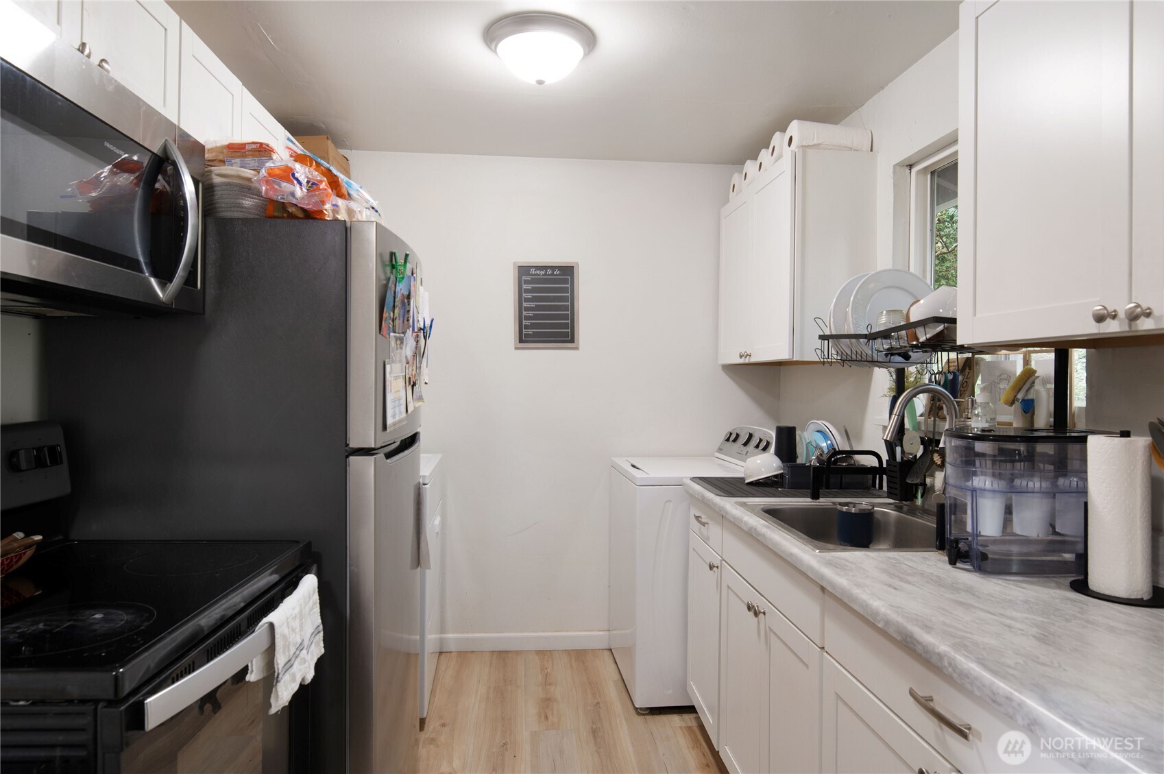 3218 Halverson Avenue Bremerton, WA 98310 - Photo 11 of 25