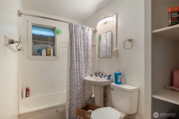 $465,000 | 3218 Halverson Avenue, Bremerton, WA 98310