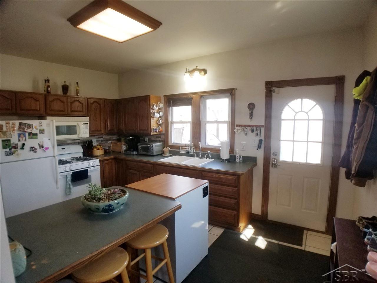 1367 East Dodge Road Mount Morris, MI 48458 - Photo 3 of 26 50044974-2.JPG